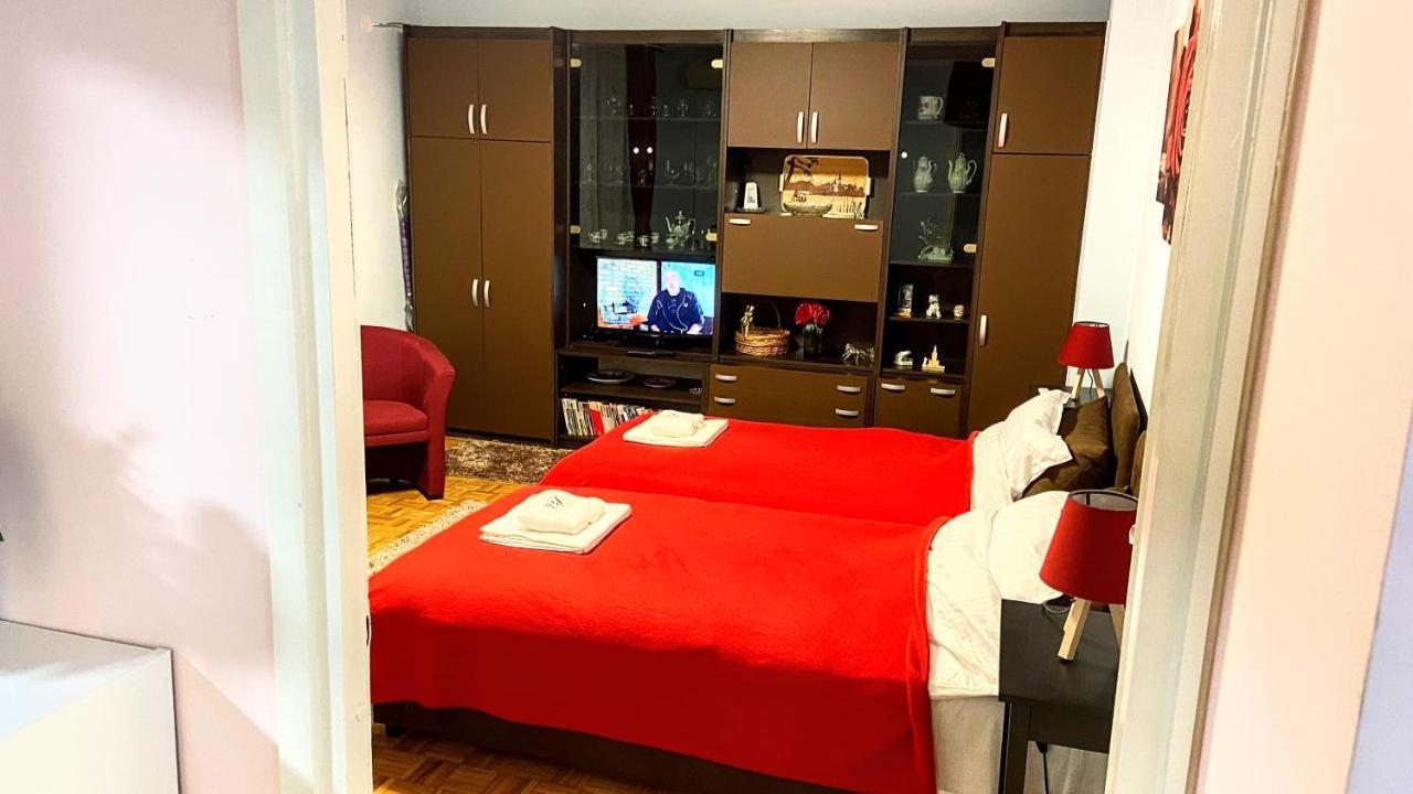 Ferienwohnung Peti Belgrad Exterior foto